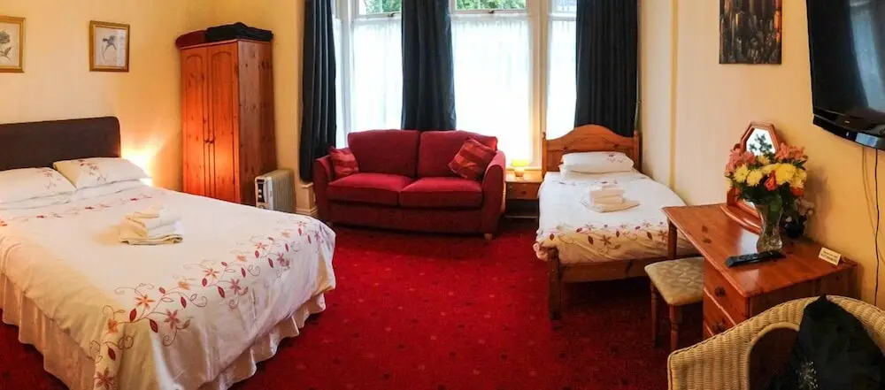 Atholl Lodge
