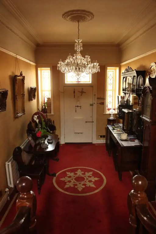 Altamont House