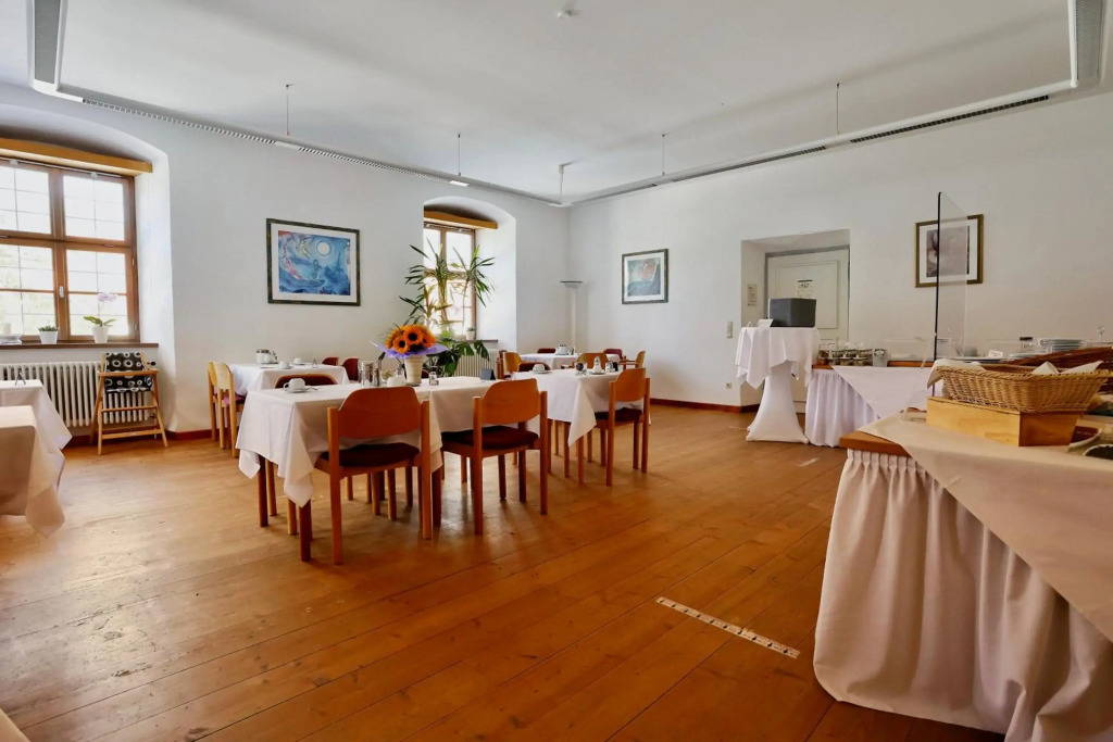 Gäste- und Tagungszentrum im Don Bosco Kloster Benediktbeuern