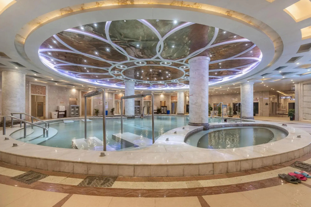 Mediterranean Hot Spring Resort Guiyang