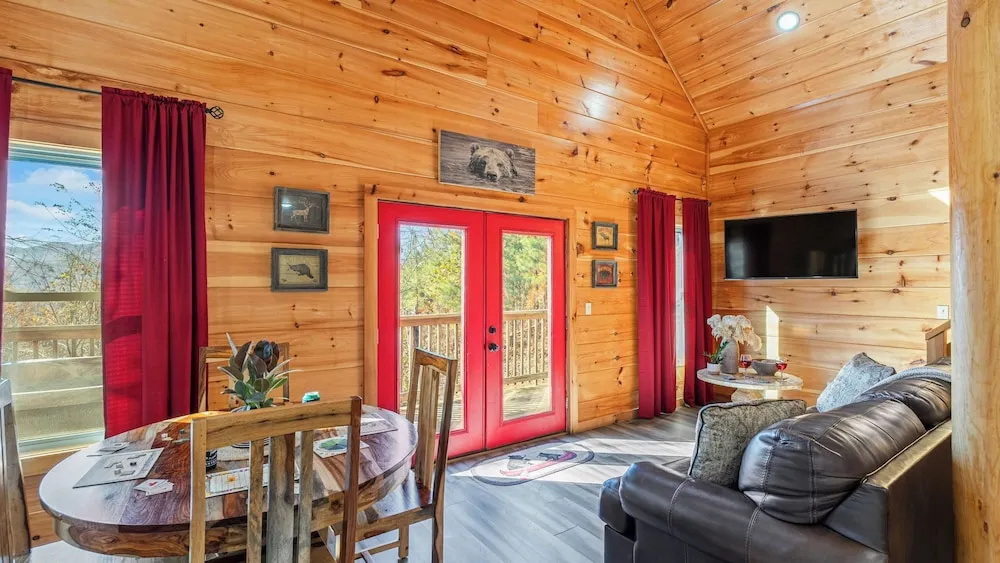 Hot Tub, Game Loft, Open Living, Minutes to Downtown Gatlinburg Whisper Cabin by Avantstay