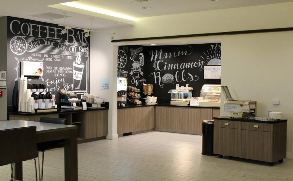 Holiday Inn Express & Suites San Diego - Mission Valley