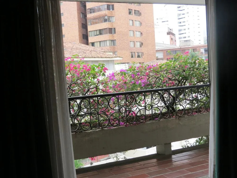 Hotel del Oeste B&B