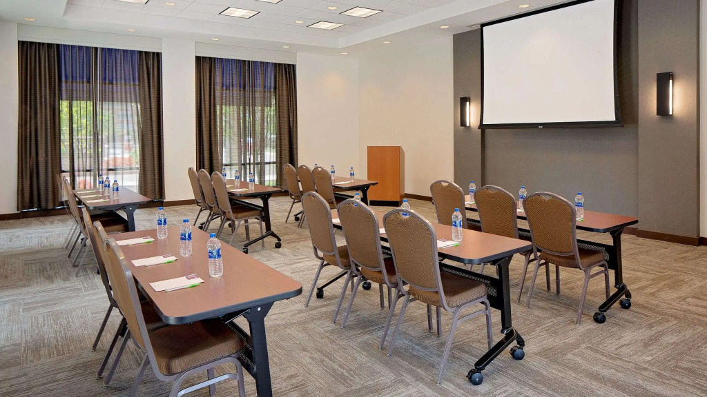 Hyatt Place Pittsburgh North Shore