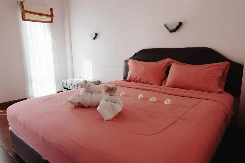 Reaun Araya Hotel
