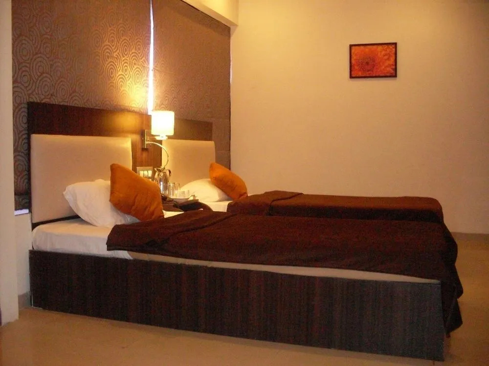 Signature Crest Goregaon