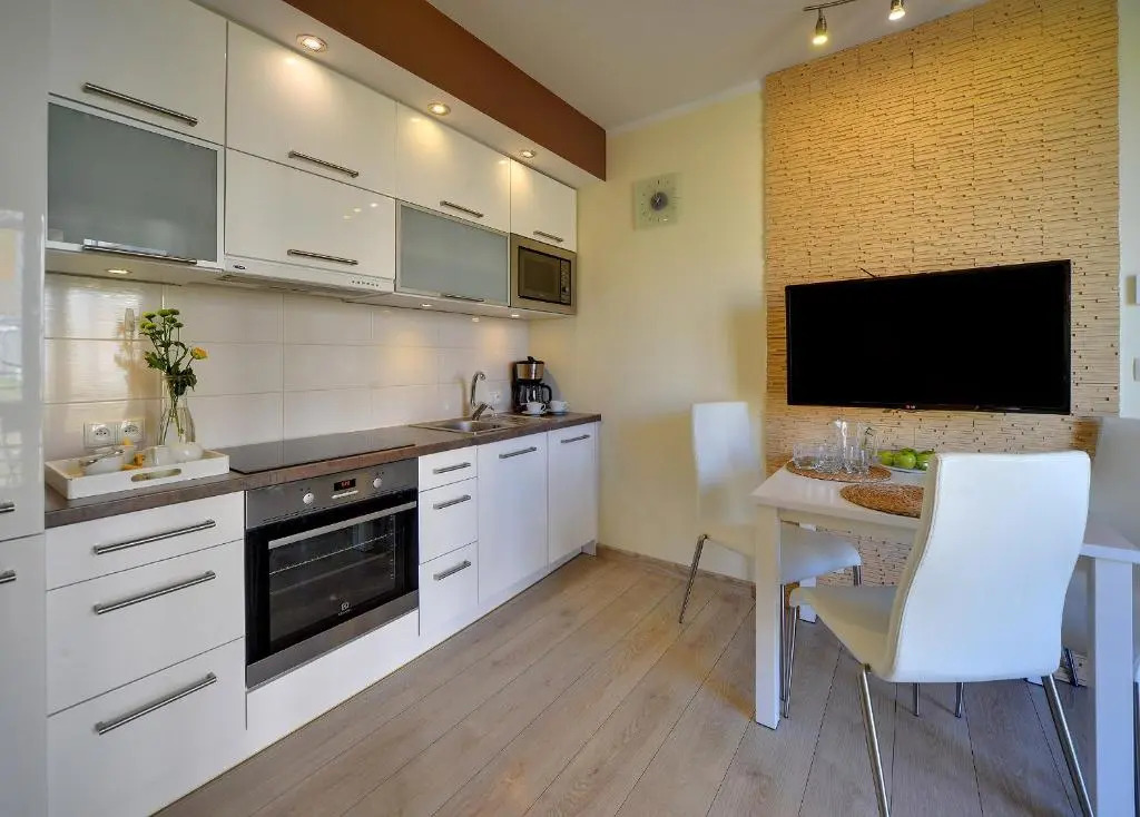 Stonowane i Eleganckie Apartamenty Sun Seasons 24 w Świeradowie Zdroju by Noclegi Renters