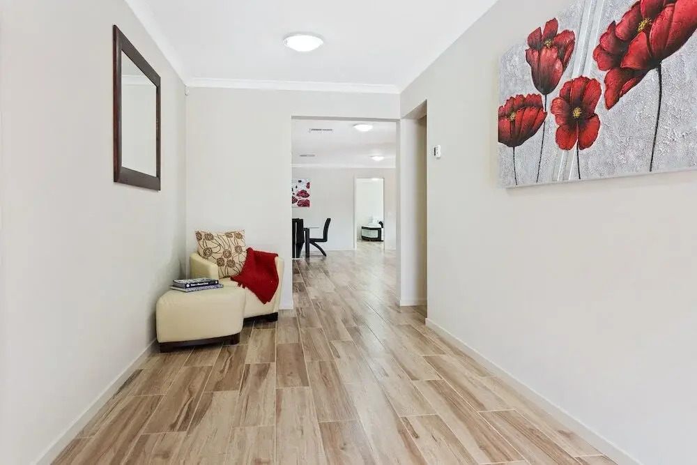 Serviced Houses - Bulla Hill
