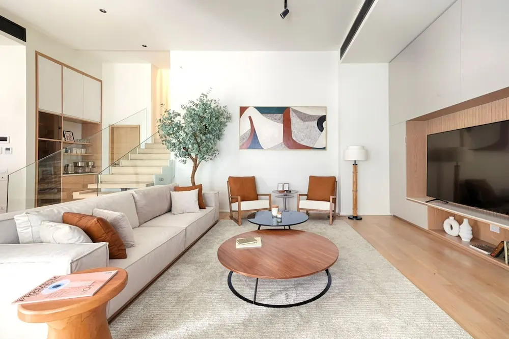 Vesta - Luxury APT - 3BR - La Mirada