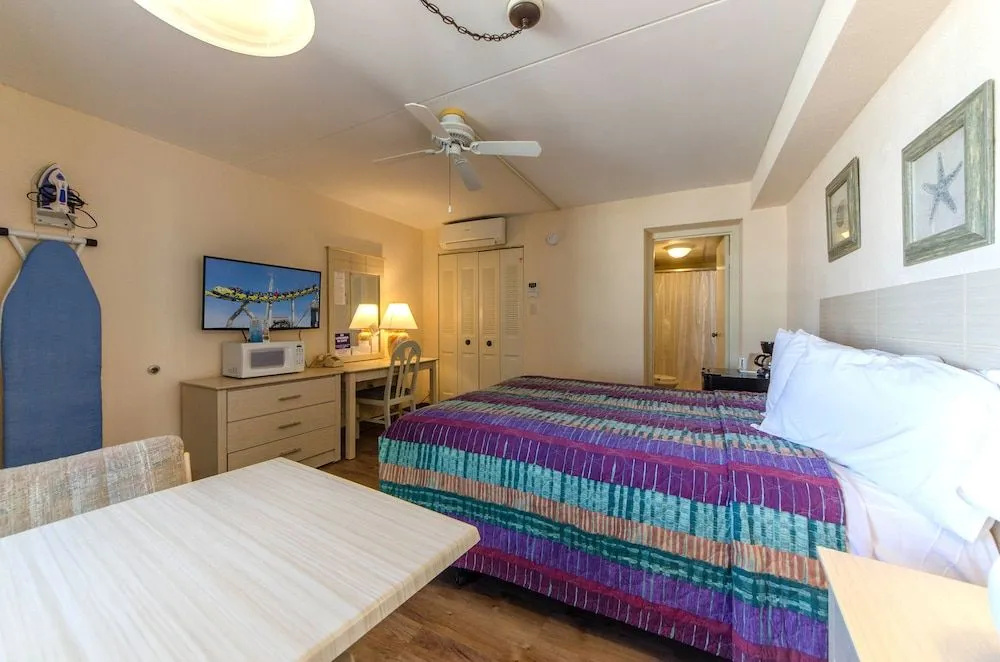 Royal Hawaiian Motel