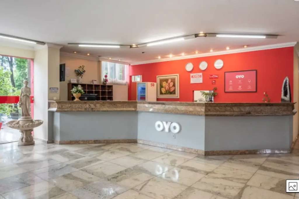 OYO Hotel LEspace - Jaraguá Belo Horizonte