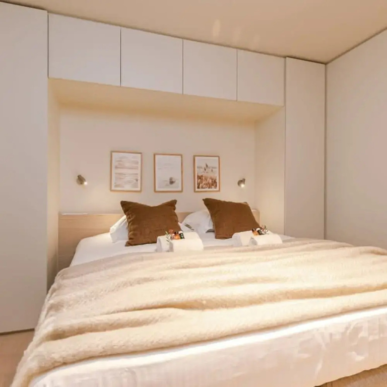 Luxurious two Bedroom With Lateral Seaview