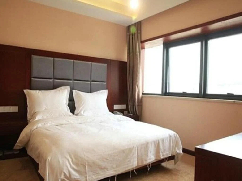Longyuan Hotel