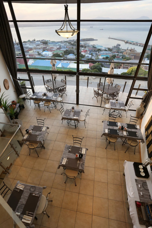 Bar-t-nique Guest House