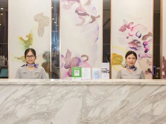 Lavande Hotels (Qingyuan Light Railway Station Qingyuan Avenue)