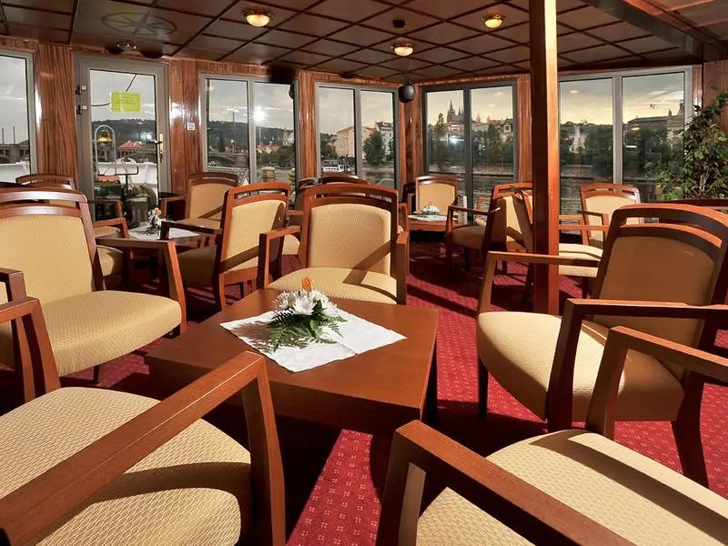 Florentina boat