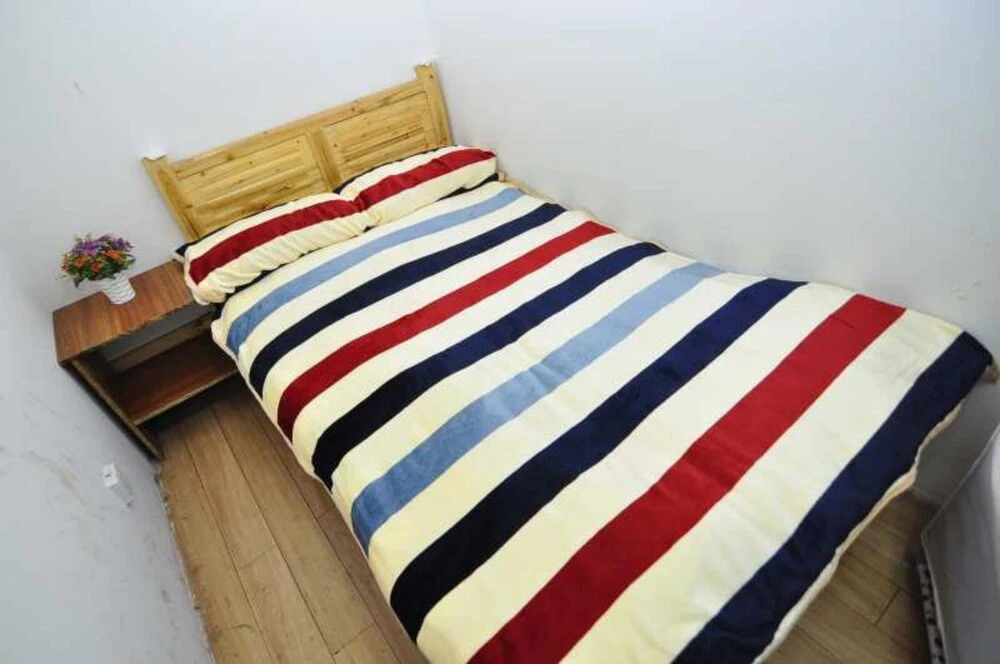 Kunming Harbor Home Hostel