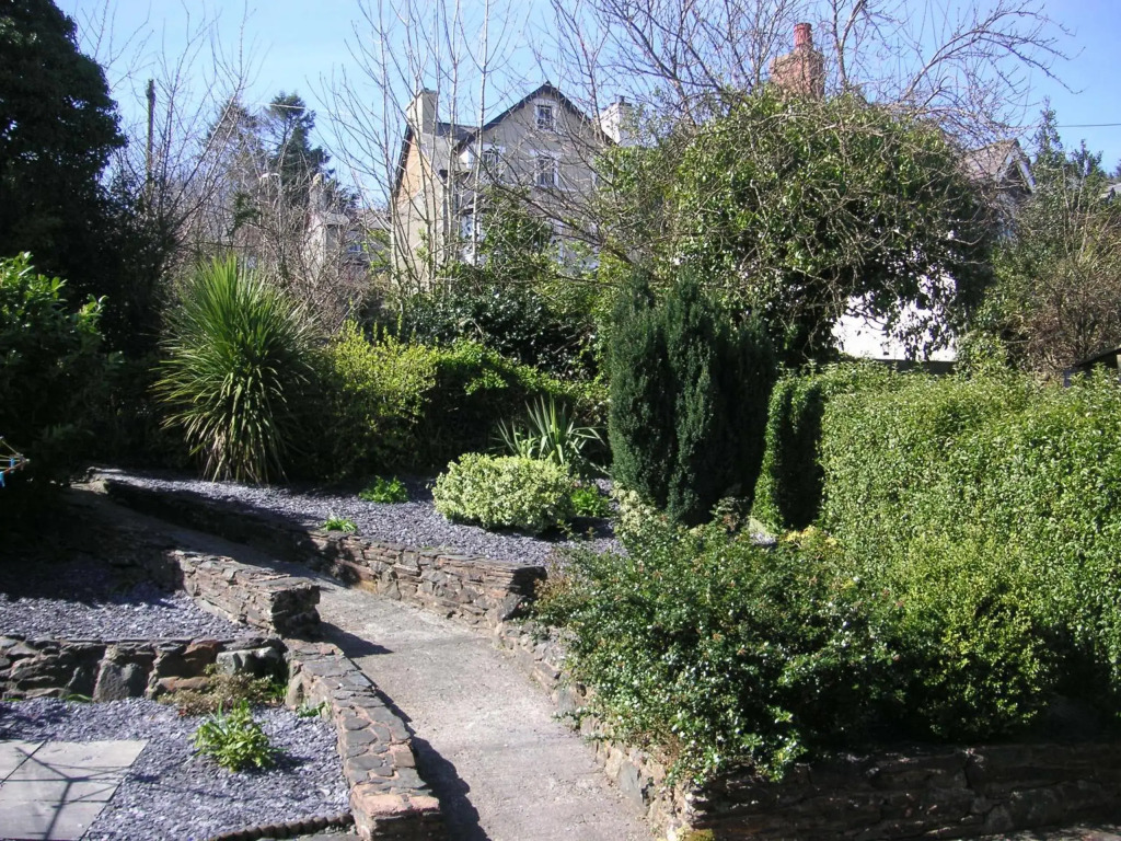 Ty Newydd Guest House