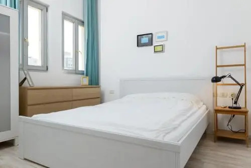 Beachfront 52 by Tlv 2 Rent