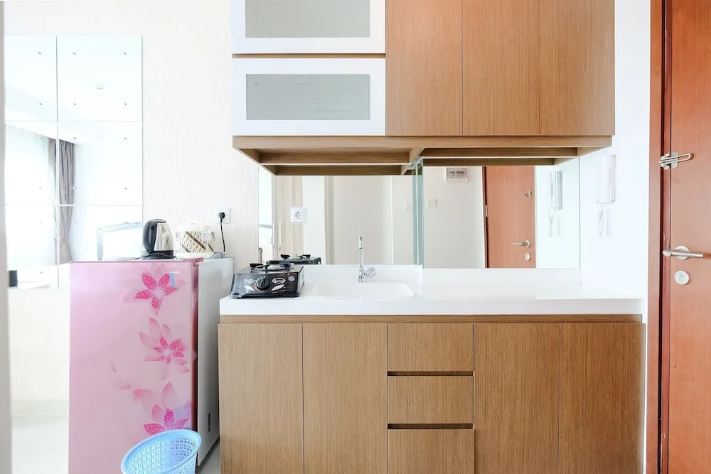 Studio Cozy with City View at Signature Park Grande Apartment By Travelio