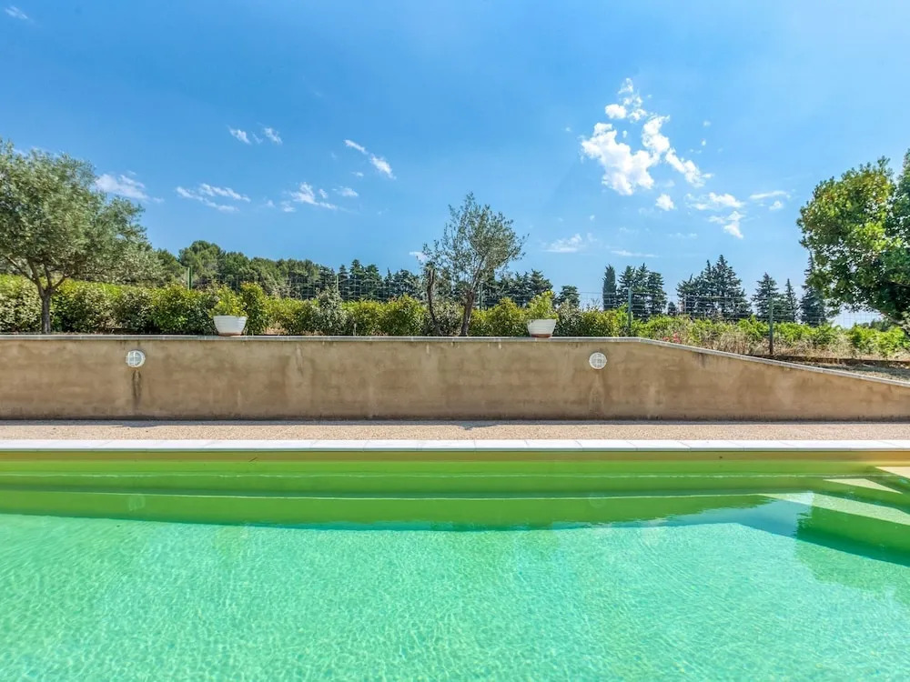 Holiday Home in Rasteau with Private Pool