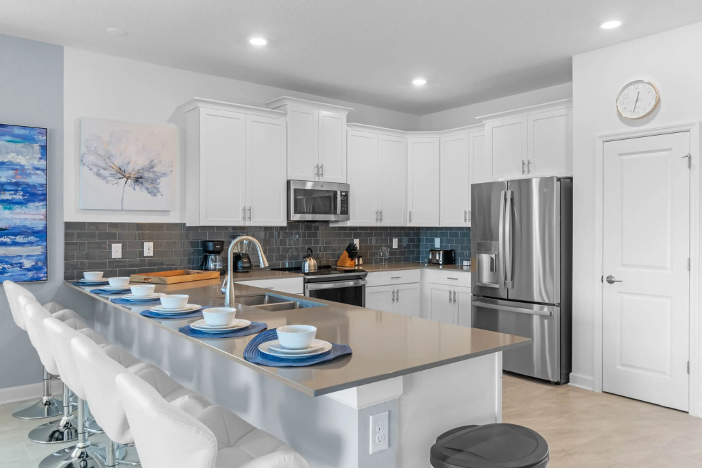 9 Bedroom 5 Bathroom Storey Lake 4396 Qs