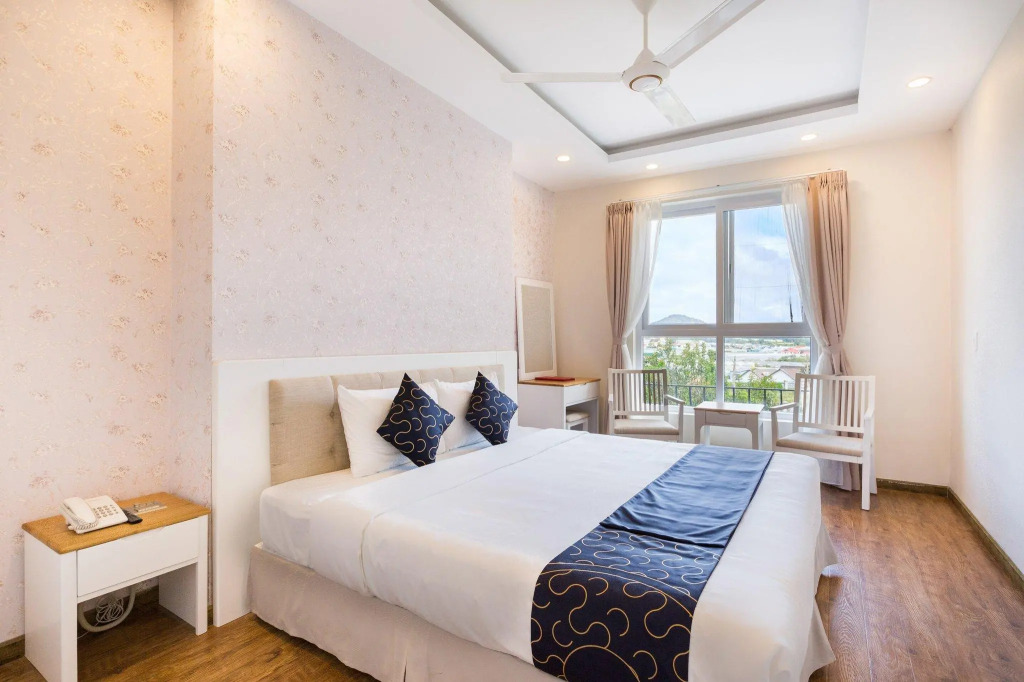 Saigons Book Da Lat Hotel