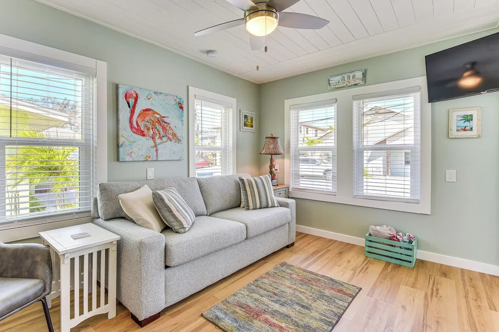 Outdoor Bar & Heated Pool: Bradenton Beach Home