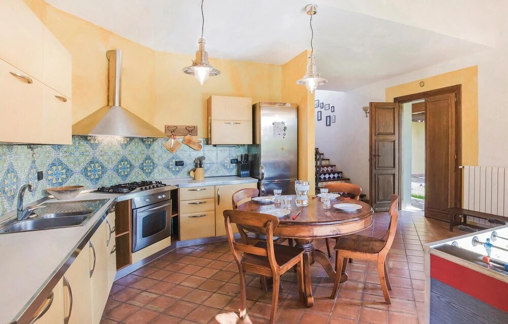 Lovely Home In S Maria Di Ricadi Vv With Wifi