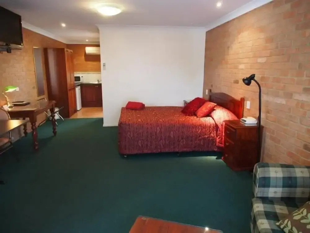 Cobar Town & Country Motor Inn
