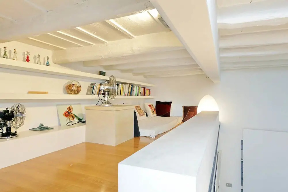Monti Bright Apartment