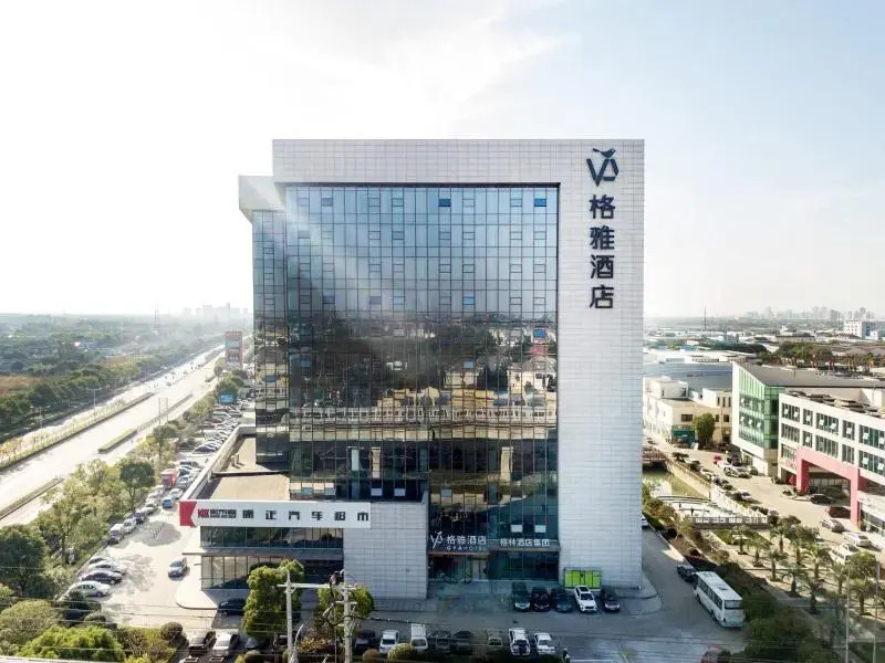 Gya Shanghai Fengxian New Town Railway Station Jinhai Road