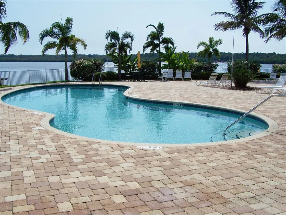 Boca Ciega Resort