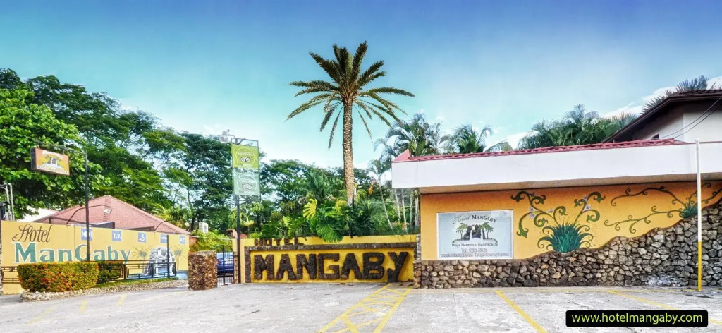 Mangaby Playa Hermosa