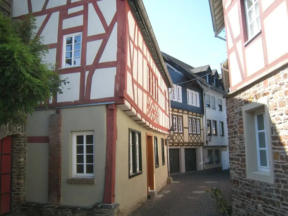 Home for 5 Persons in 1350 Year Old Mosel Town