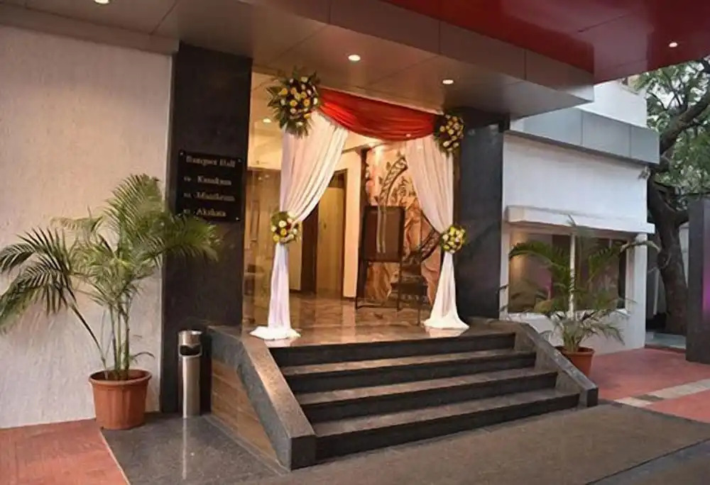 Hotel South Coast