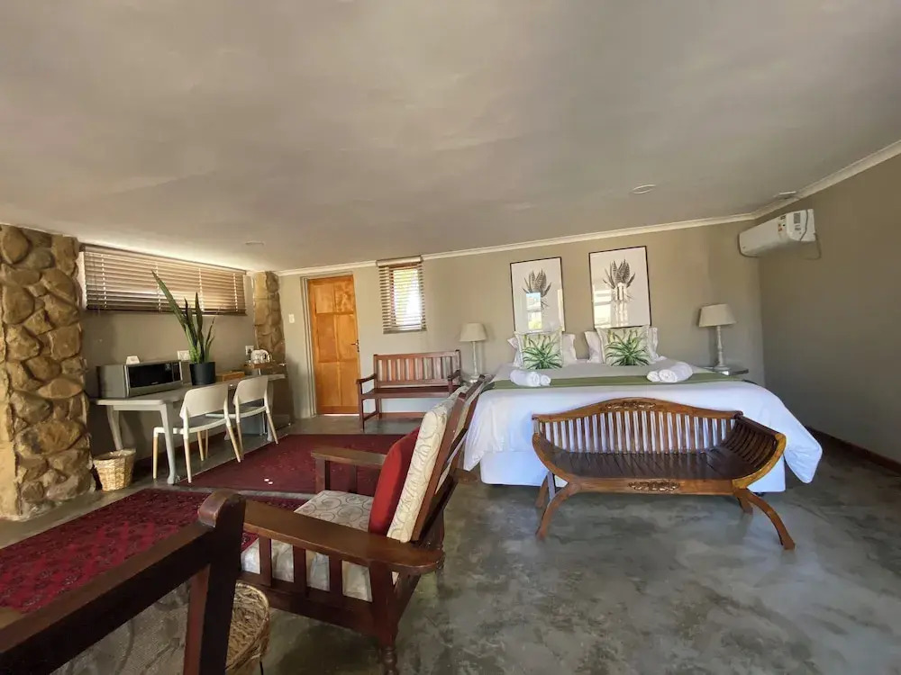 7th Hole Golf Lodge