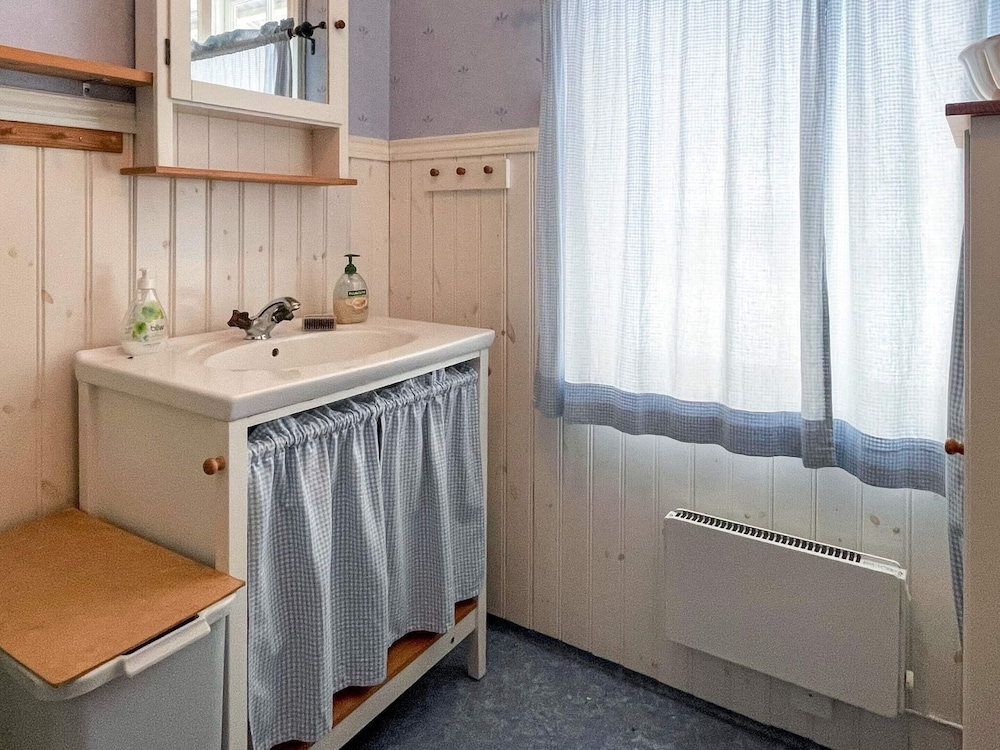8 Person Holiday Home in Hogsby