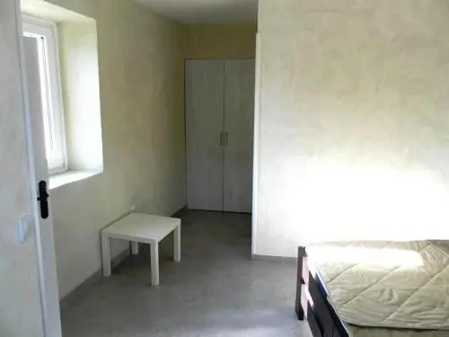 Sunny Port Apartment & Rooms