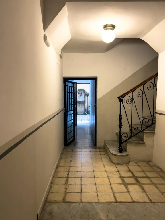 IREX Popolo Square