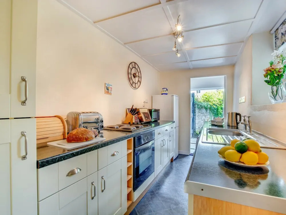 Luxurious Holiday Home With Garden at Cornwall
