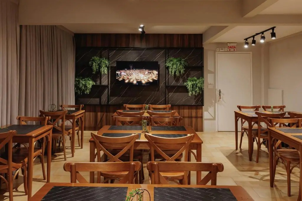 Avant Hotel - Centro da cidade - Melhor localização - 10min de Nova Trento