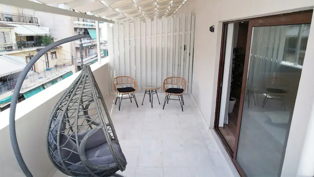 CCLUX Suites - Piraeus Port Hub & Express Check-in