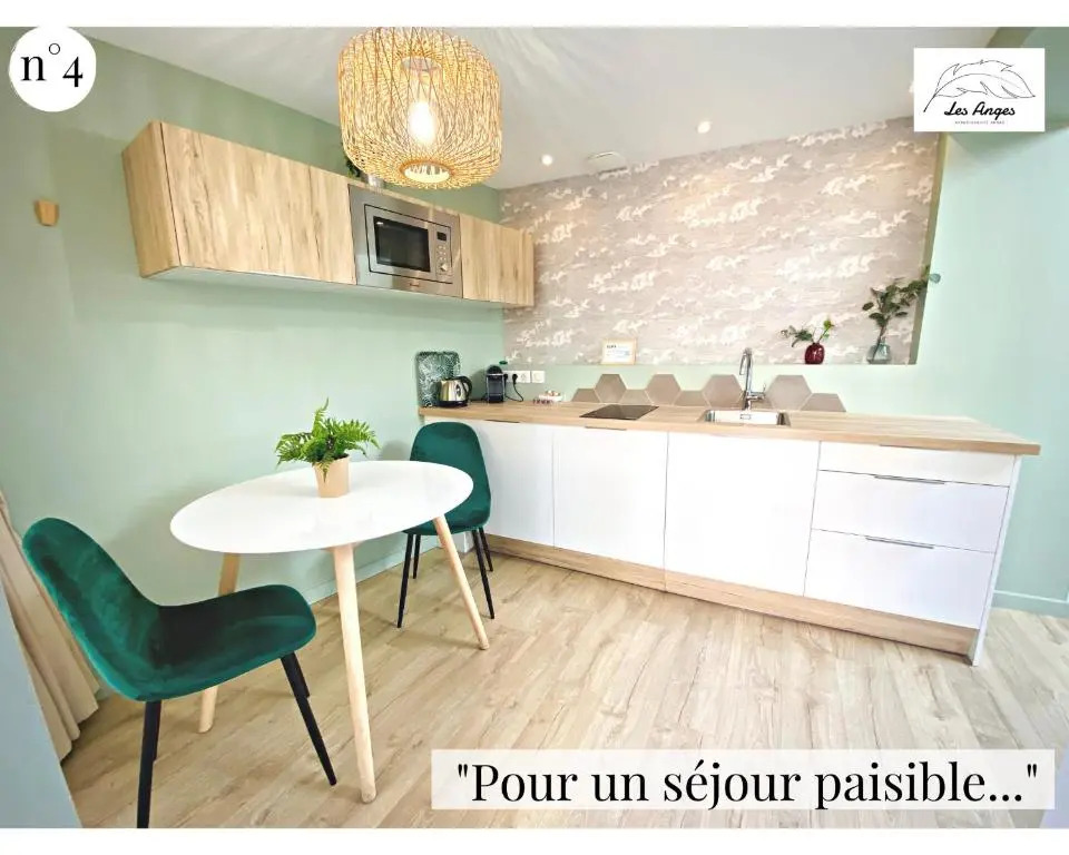 Les Anges - Place Des Héros - Emplacement PREMIUM - 6 appartements - Cosy et Calme