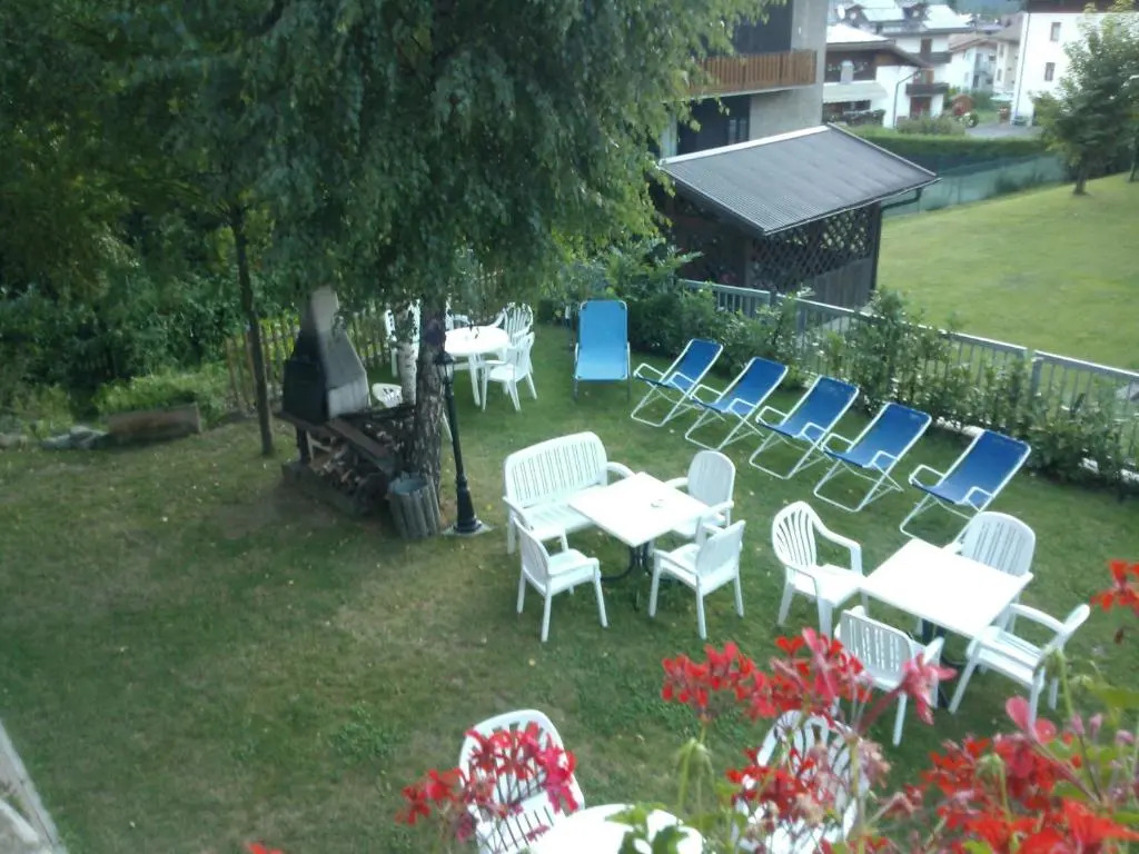 Hotel Serena