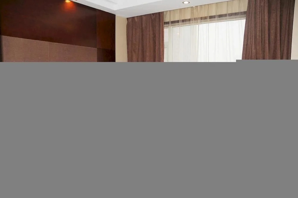 Changsha Hollyear International Hotel