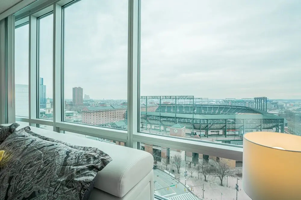 Downtown 2br Apartment Near Convention Center 2 Bedroom Apts by RedAwning