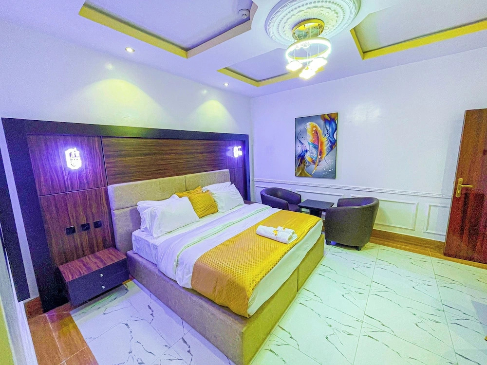 Julicis Hotels and Suites