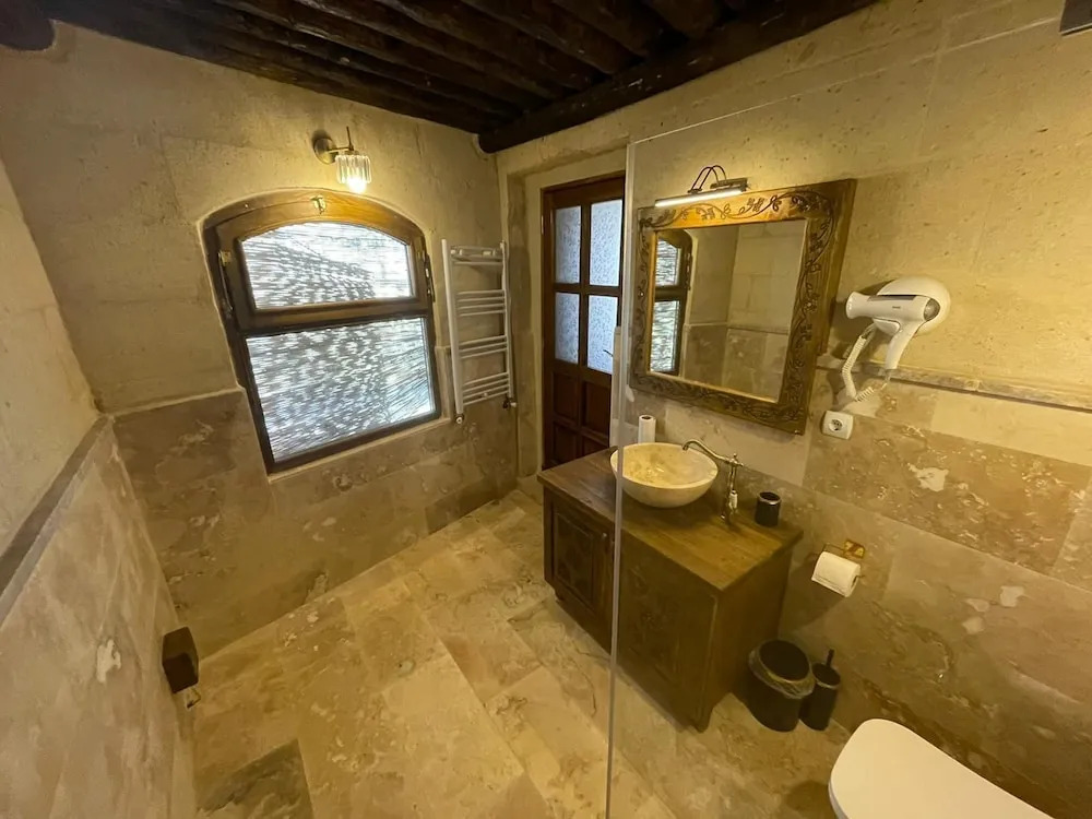 Bella vista stone house