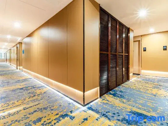 RuJiaYunshang Four Seasons Hotel (Xuzhou Yunlong Lake Xingshansizi Subway Station Branch)